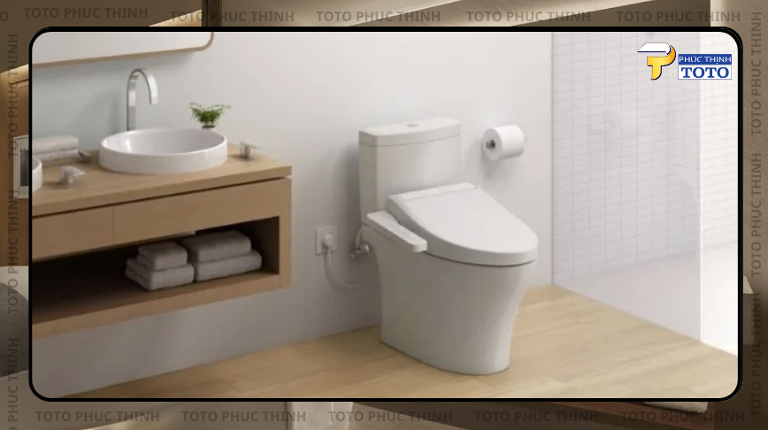 giá bồn cầu TOTO