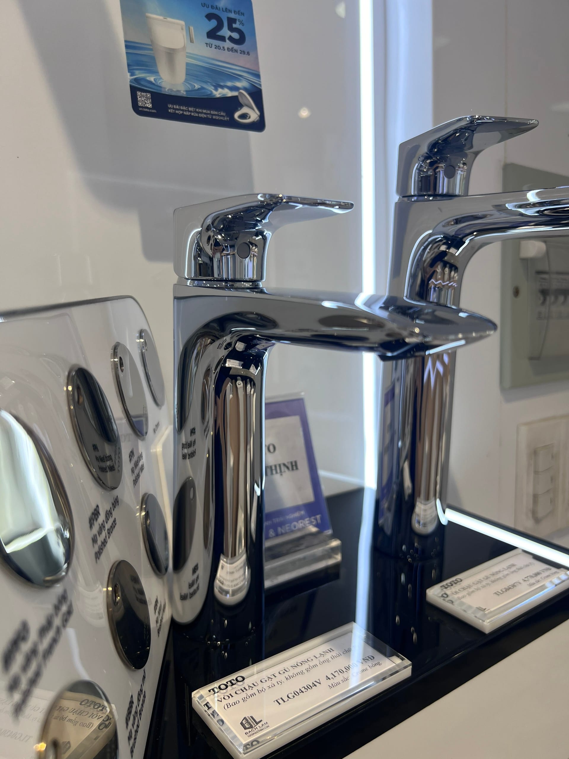 Vòi lavabo nóng lạnh TOTO TLG04304V GA thân trung TOTO chính hãng Vòi lavabo nóng lạnh TOTO TLG04304V GA thân trung